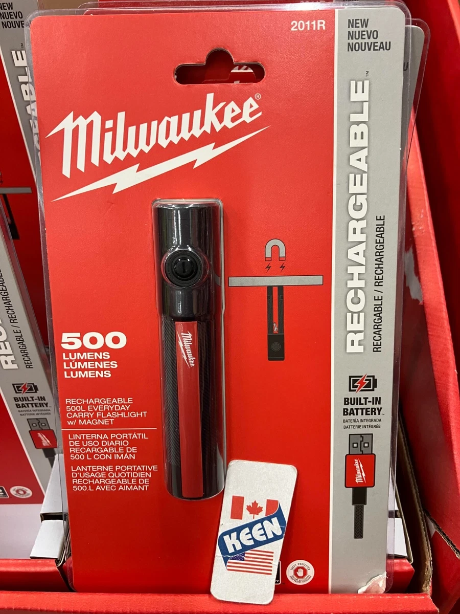 Milwaukee CANADA 500 Lumens EDC Internal Rechargeable Flashlight with Magnet