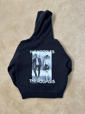 Kalinga Ashok Pull Capuche Rouge Kalinga Ashok The Kooples Tee