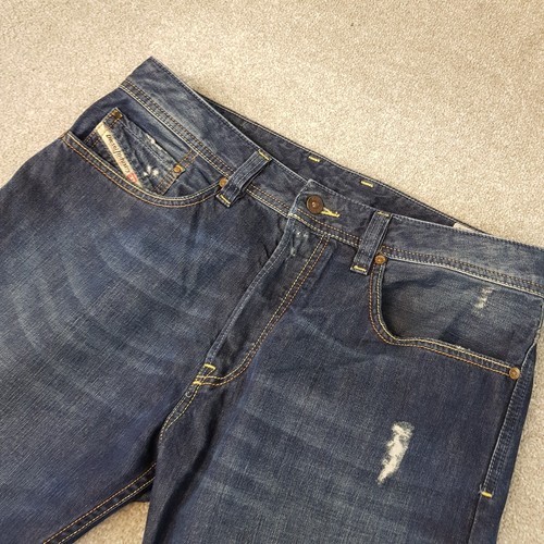Diesel Mens Jeans 32x31 Blue Larkee Relaxed 0886T Comfort Straight Denim W32 L31 - Picture 2 of 15