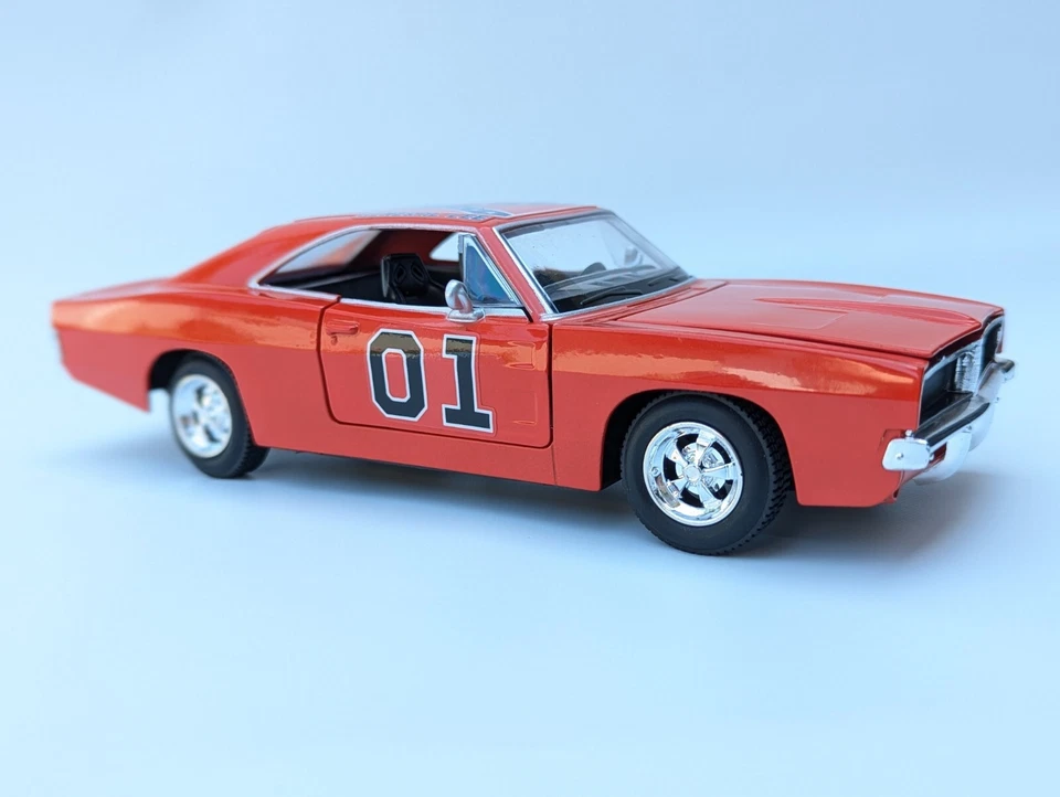 1969 Dodge Charger New Custom Dukes Of Hazzard General Lee 1/25 1/24 Diecast Car - Image 2 of 4