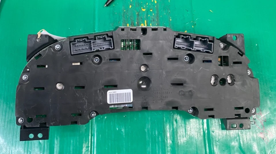 Cuadro de instrumentos velocímetro Chrysler 200 2011-2014 50 k millas P56046514AH Foto 3 de 3