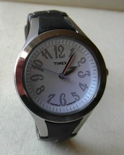 Timex CR1216 Cell Unisex Wristwatch. Indiglo. Leather strap Working New Battery