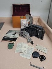 Polaroid Land Camera Model 150 Leather Case, Film, Accessories Untested