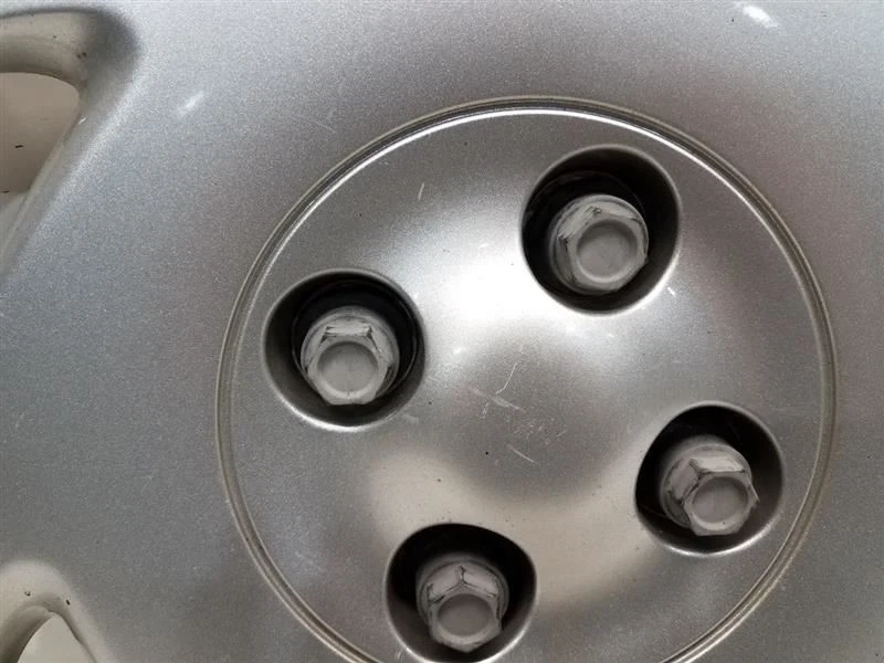 2000-01 Saturn S Series 15" Wheel Cover - 12 Slot *GRADE C* - Image 2 of 4