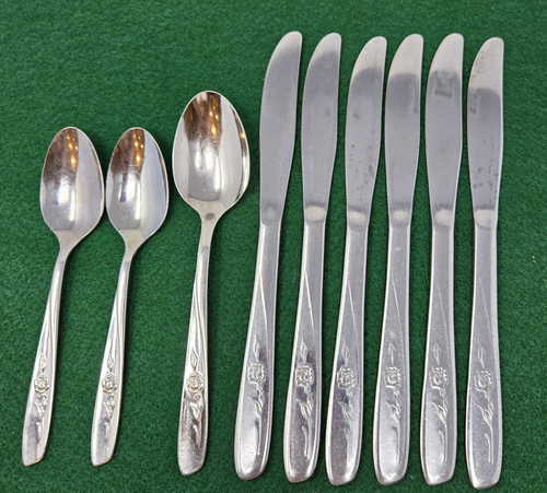 WM Rogers SWEET BRIAR Spoons Knives Flatware Rose Stem Oneida Glossy Mixed Lot - Picture 2 of 17