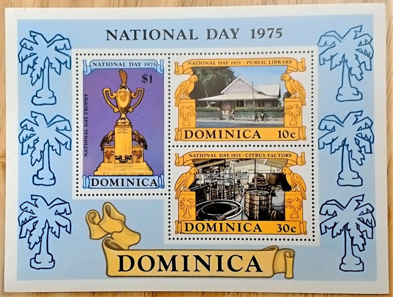 VINTAGE CLASSICS - Dominica 1975 - National Day - S/S - Scott 446a - MNH