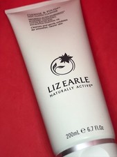 liz earle cleanse & polish hot cloth cleanser 200ml