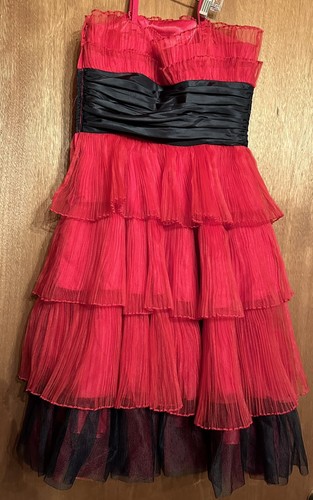 Awesome Betsey Johnson Red /Black Party/ Holiday Dress Lacey and Layered MUST C - Bild 3 von 7
