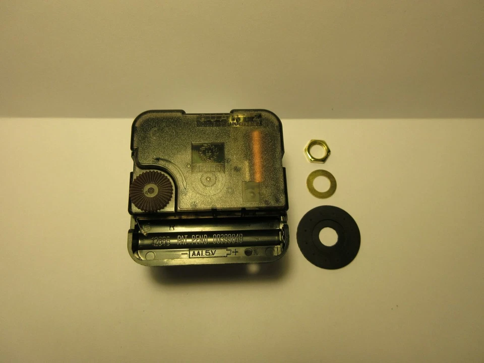 Young Town Quartz Clock Movement Original Replacement Youngtown model 12888 - Image 2 of 3