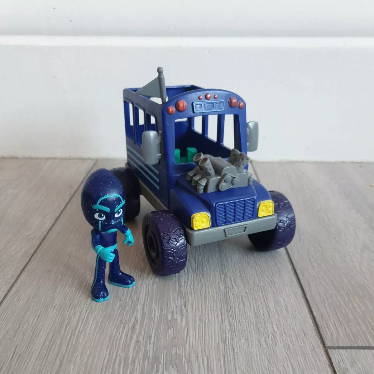 PJ Masks Night Ninja Bus Vehicle with figure