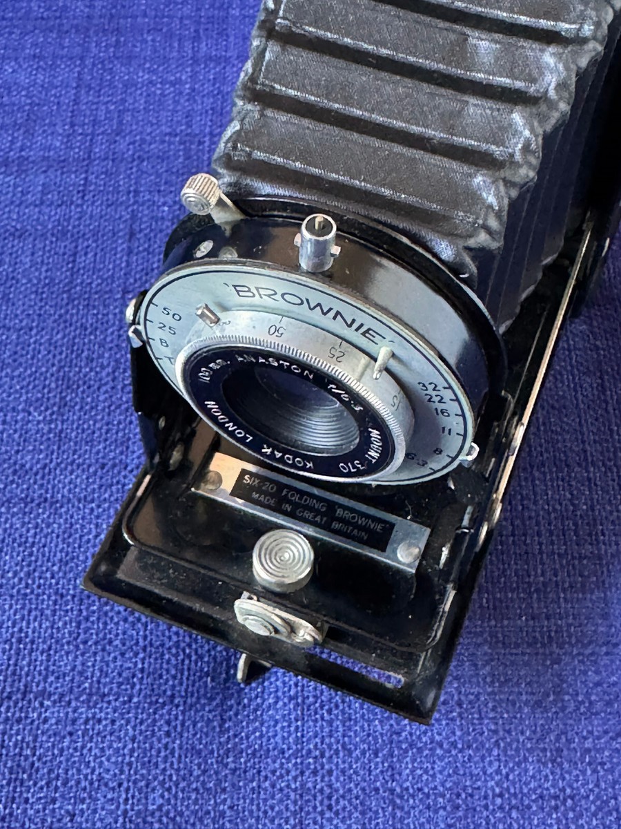 Kodak Six-20 Folding Brownie Camera | eBay