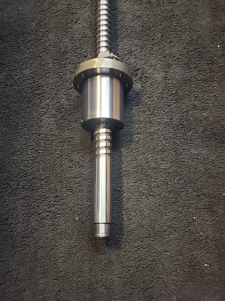 NSK W3207-296Z-C5Z 滚珠螺丝,Y 轴,从 ENSHU S300 拉出 — 第 2/4 张图片