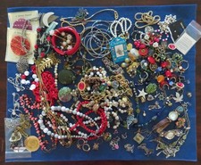 Large 3.15 lb Mixed Lot of Costume Jewelry Watches Vintage Antique