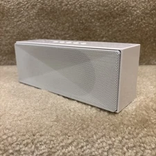 Amazon Basics Portable Bluetooth Speaker White EUC Works!