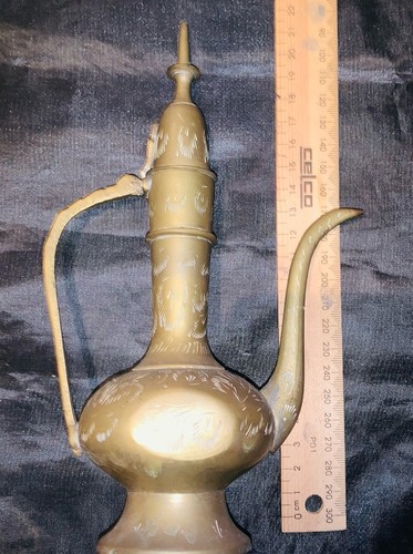 🧞Vintage 1950-70s -Brass Genie Lamp / Aladdin Lamp – Etched – 22cm Tall - India - Picture 11 of 20