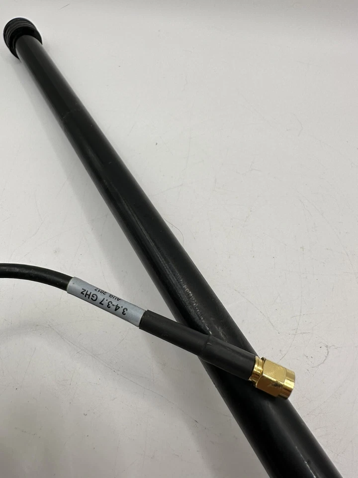 Antena de montaje magnético omnidireccional de 14" de 3,4-3,7 GHz SMA Foto 3 de 4