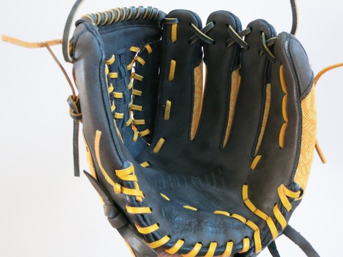 DeMarini Rogue Black & Yellow Softball Baseball Glove AO728 BB125WY, 12.5" RHT - Picture 4 of 8