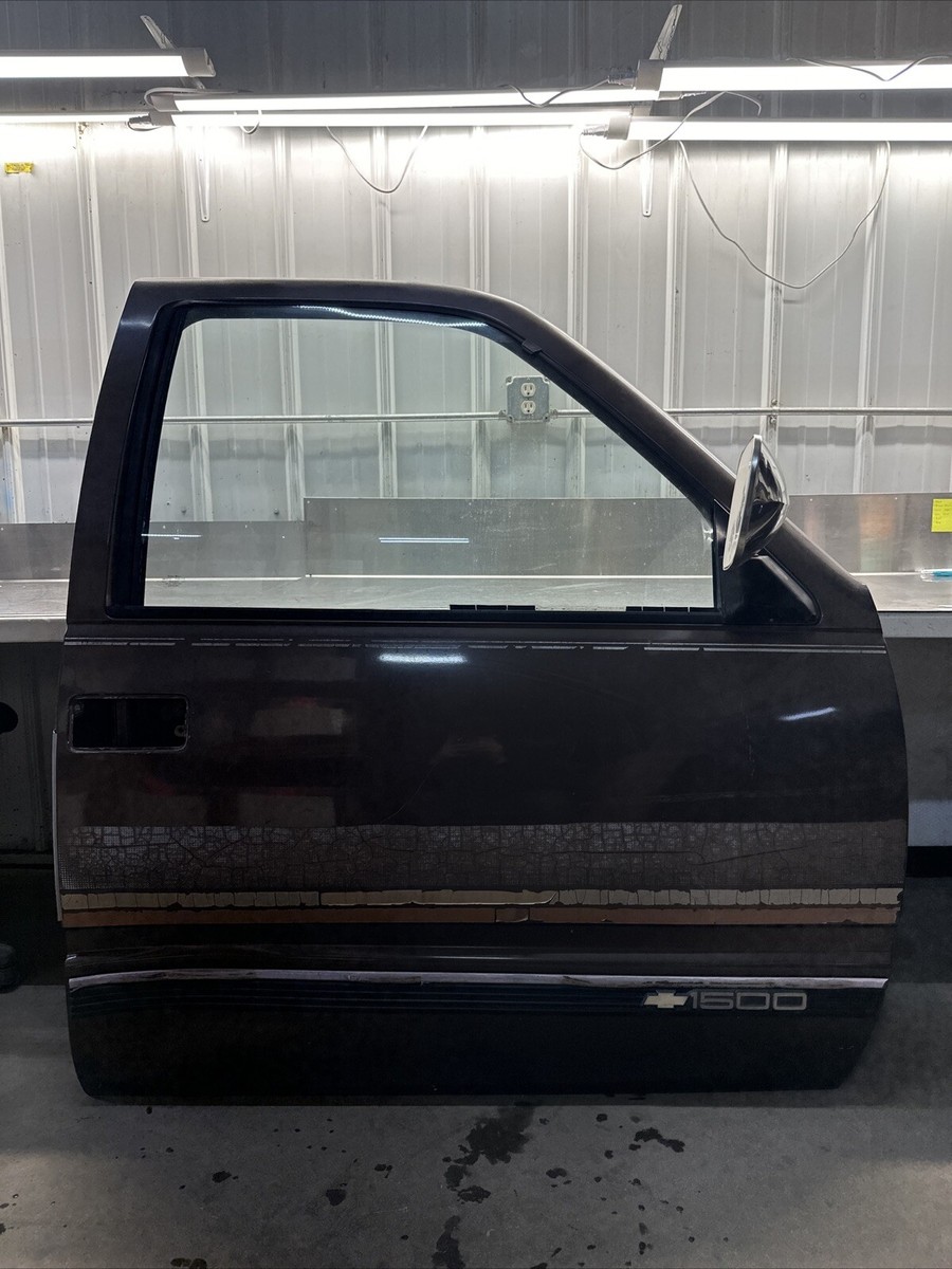 1988-1998 Chevy Silverado Truck Front Passenger RH Door Assembly W 1988-1998 Chevy Silverado Truck Front Passenger RH Door Assembly W