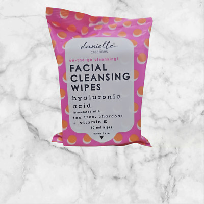 Facial cleansing wipes hyaluronic acid tea tree charcoal + vitamin E 30ct NEW