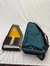 Amaizing Sounding Japanese Chromaharp with cool case 