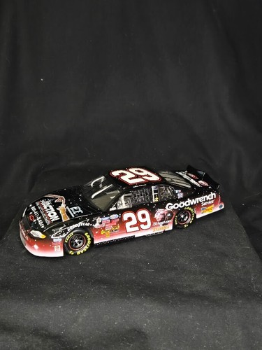 2002 Kevin Harvick #29 GM Goodwrench E.T. Monte Carlo 1/24 Action NASCAR, in Box - Picture 7 of 9