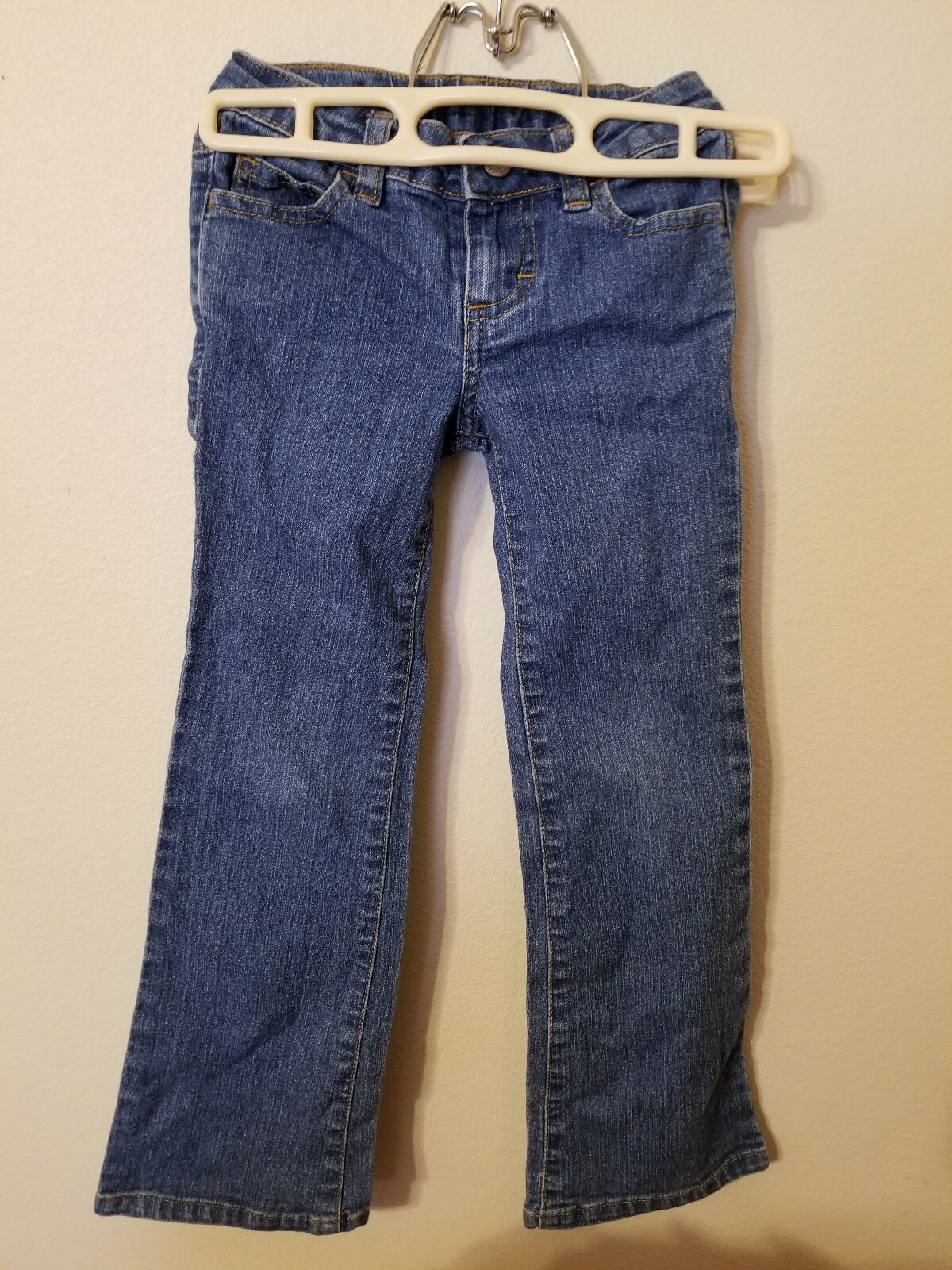Picture 2 of 10