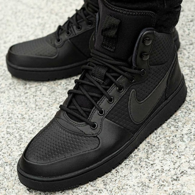 nike mayfly triple black