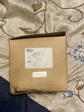 Dwyer series 1800 pressure switch, model 1823-0