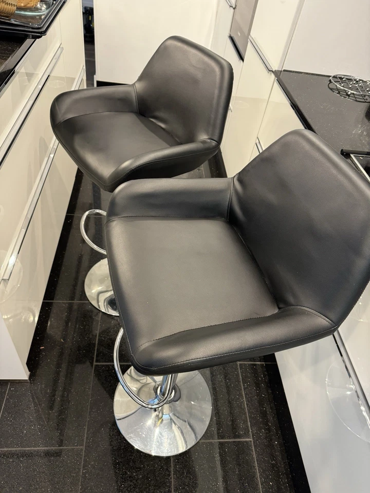 Barhocker 2er set höhenverstellbar - Kunstleder schwarz - massives Stahlgestell - Bild 2 von 4