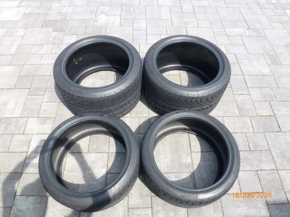 Reifensatz 245/35-18 (vo.) und 335/30-18 (hi.) wenig gelaufen aber aus 2013 - Bild 3 von 4