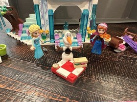 LEGO Disney: Elsa's Sparkling Ice Castle (41062) Complete With Manuals