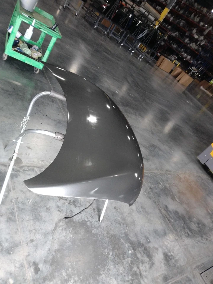 Capó usado se adapta a: Nissan Quest 2015 grado A Foto 2 de 4