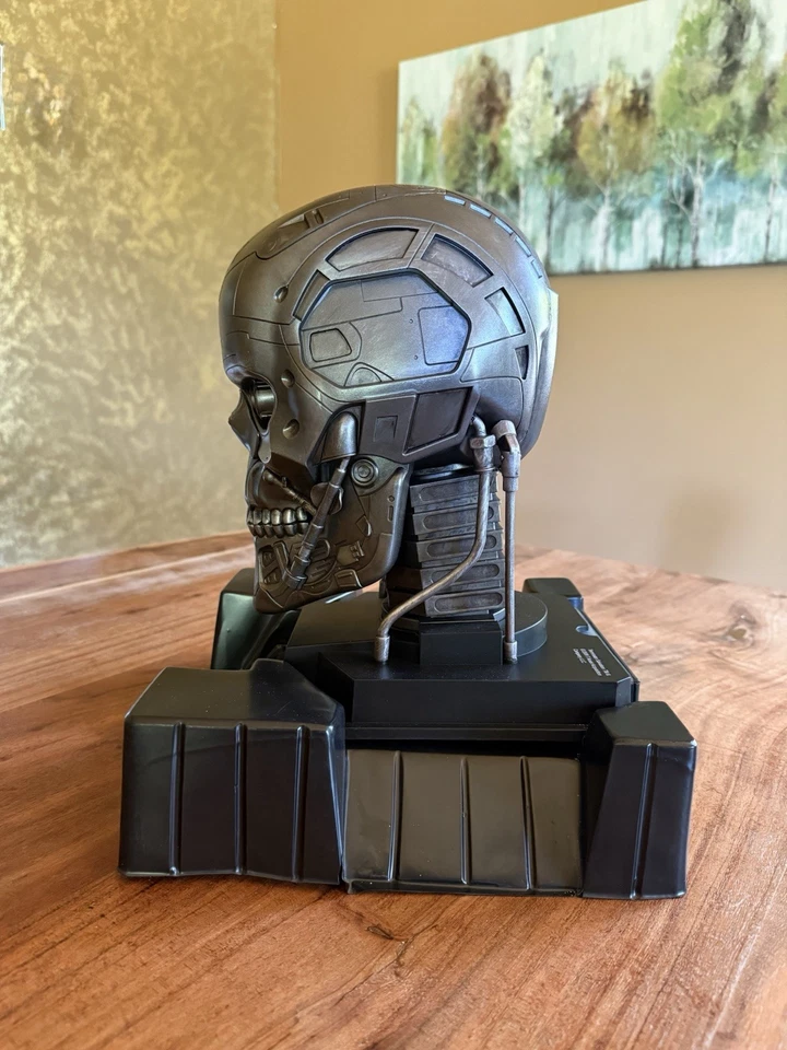 Terminator Salvation T-600 Blu-ray Endoskull Collectors Edition 2 - Image 3 of 4