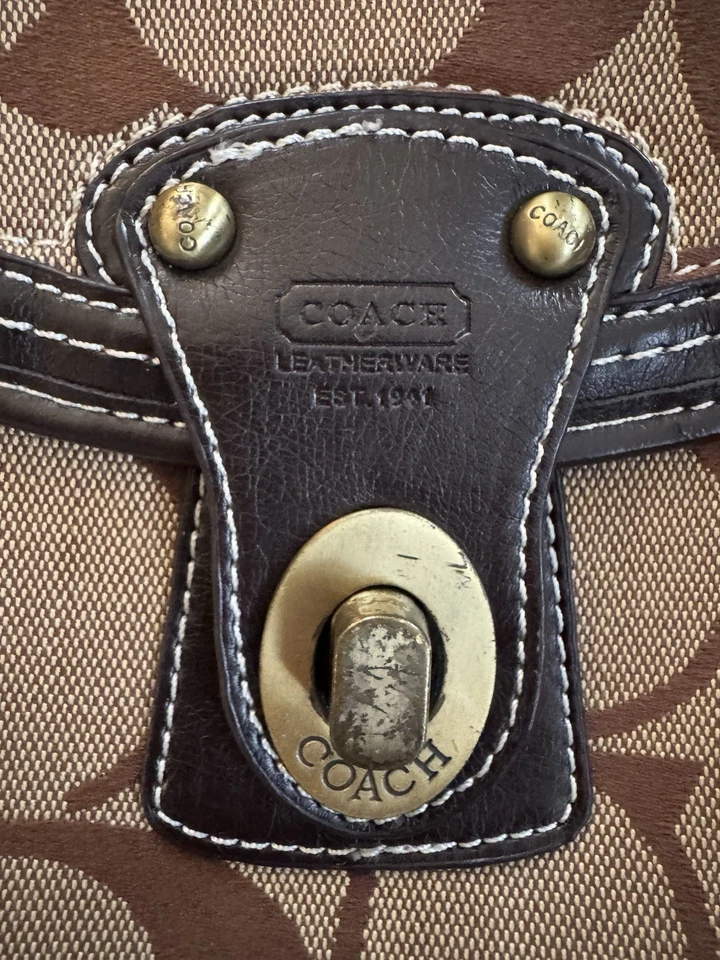 Vintage Coach Signature Jacquard Crossbody Bag – Brown/Khaki Turn-Lock - Image 3 of 4