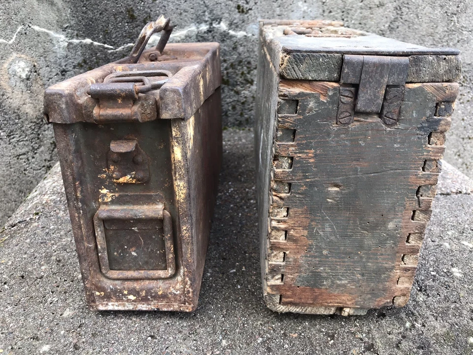 Lot 2 caisses MG 08 / 15 Allemand ww1 - Acier bois - Photo 2/4