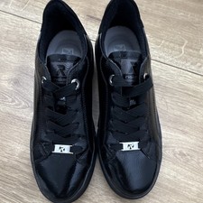 Rieker Sneaker Low Top Schwarz mit Schnürung...