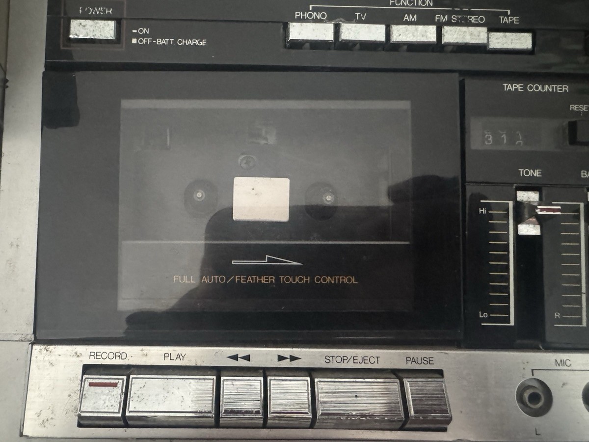 Vintage 1985 Emerson XLC-555 Boombox Television Cassette Tape