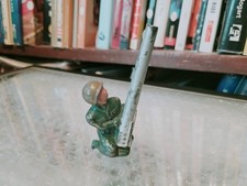 NICE 1940s GREEN BARCLAY 258 LEAD DIME STORE G.I. SOLDIER ANTI-AIRCRAFT GUNNER