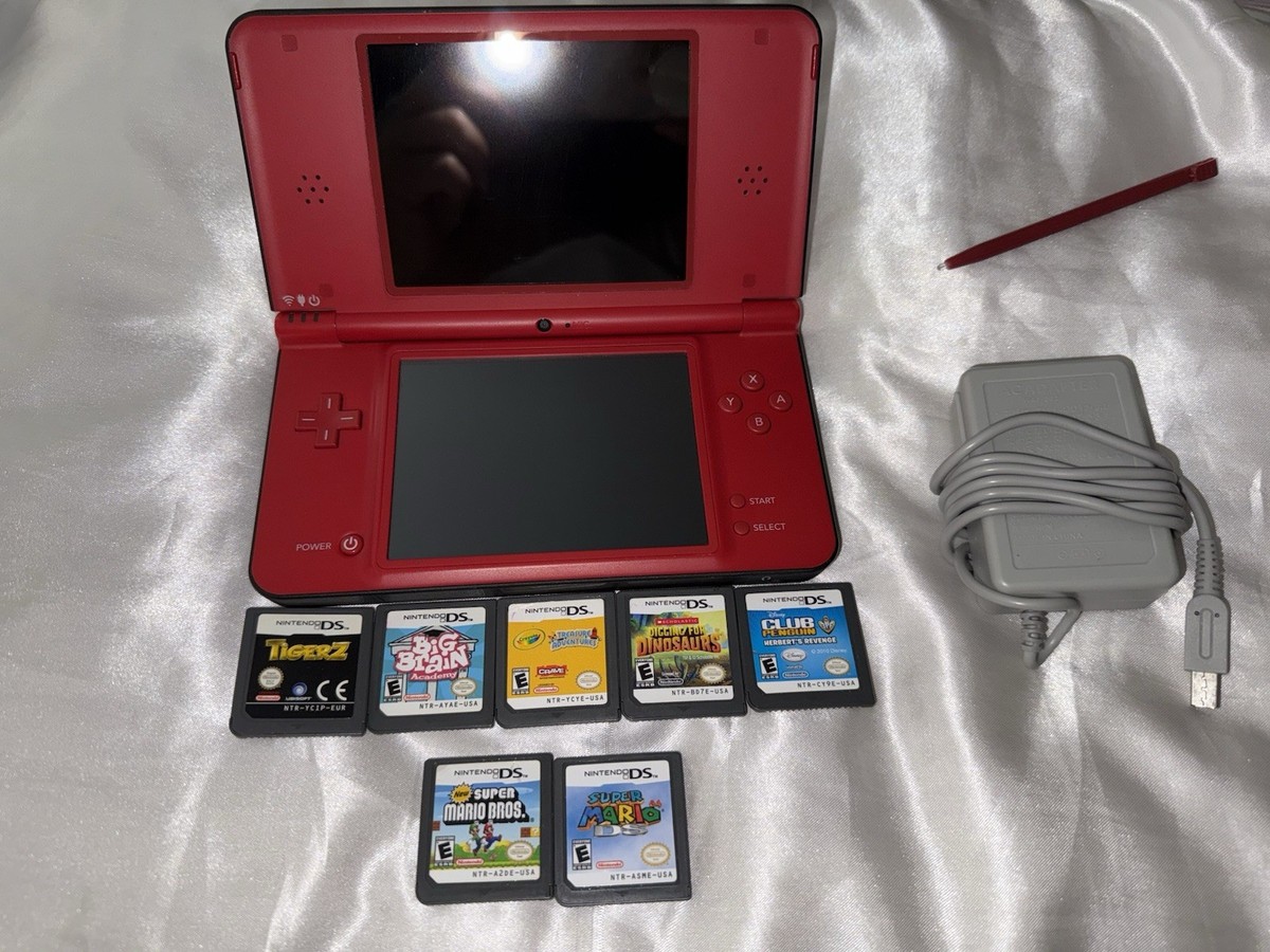 Nintendo DSI XL Handheld System Super Mario Bros 25th Anniversary