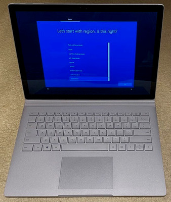 Microsoft Surface Book 13.5'' i7 i7-6600U NVIDIA GeForce GPU 16GB RAM  512GB SSD