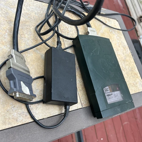 Iomega Jaz 2 GB SCSI External Hard Drive V2000S