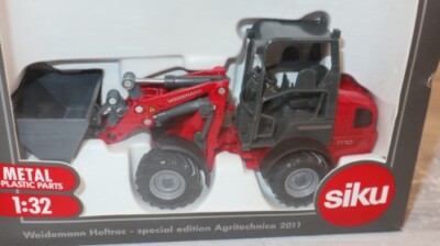 Siku 3059 in 1:32, Weidemann Hoftrac 1770 in dunkelrot Sonderverpackung Agritech