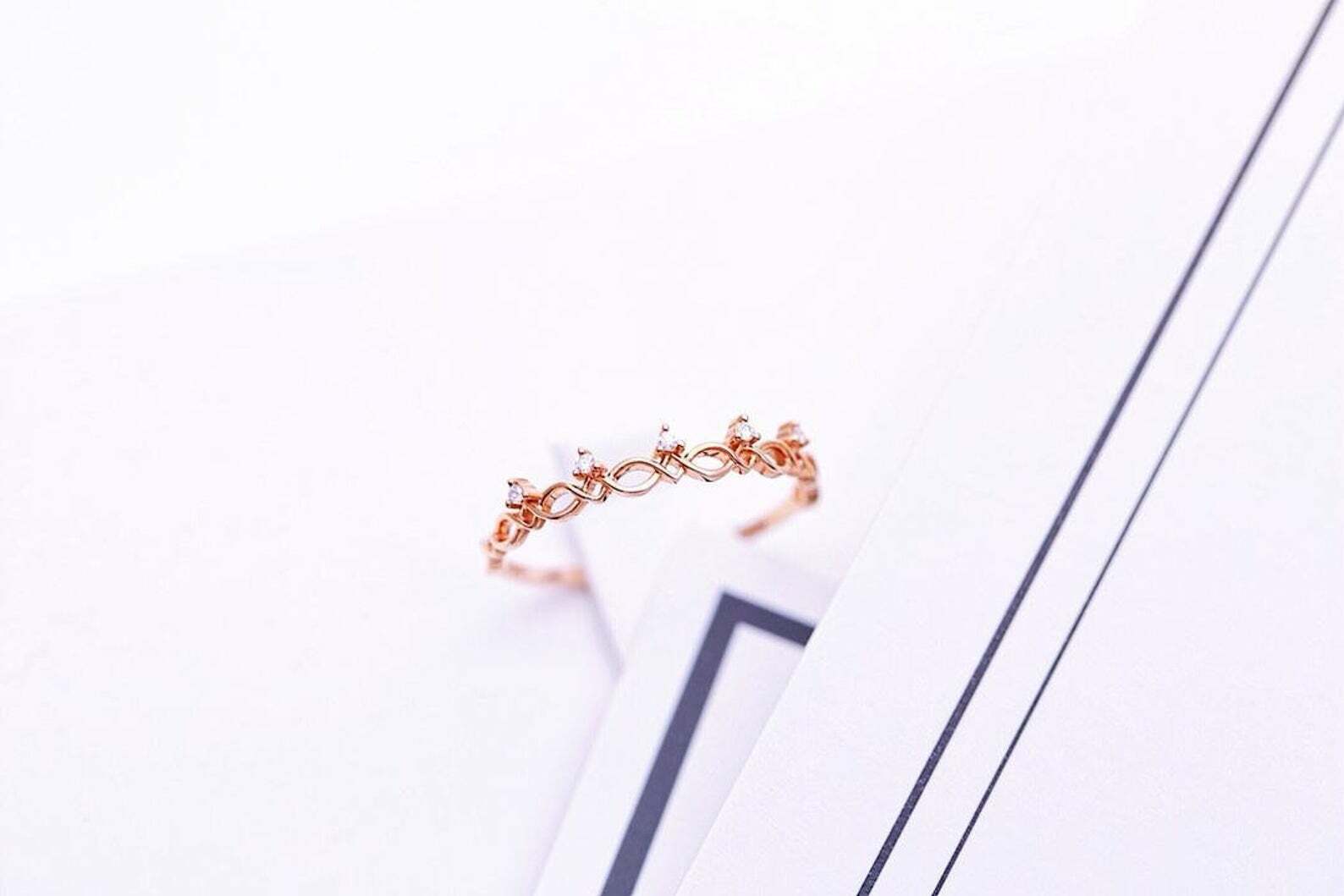 0.4ct Round Moissanite Tiara Filigree Wedding Band in Rose Gold-image