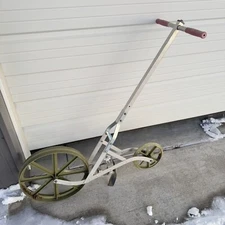 Vintage? EARTHWAY Precision GARDEN SEEDER Model 6000-B W/ No Plates - NL