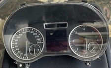 Compteur Mercedes 200