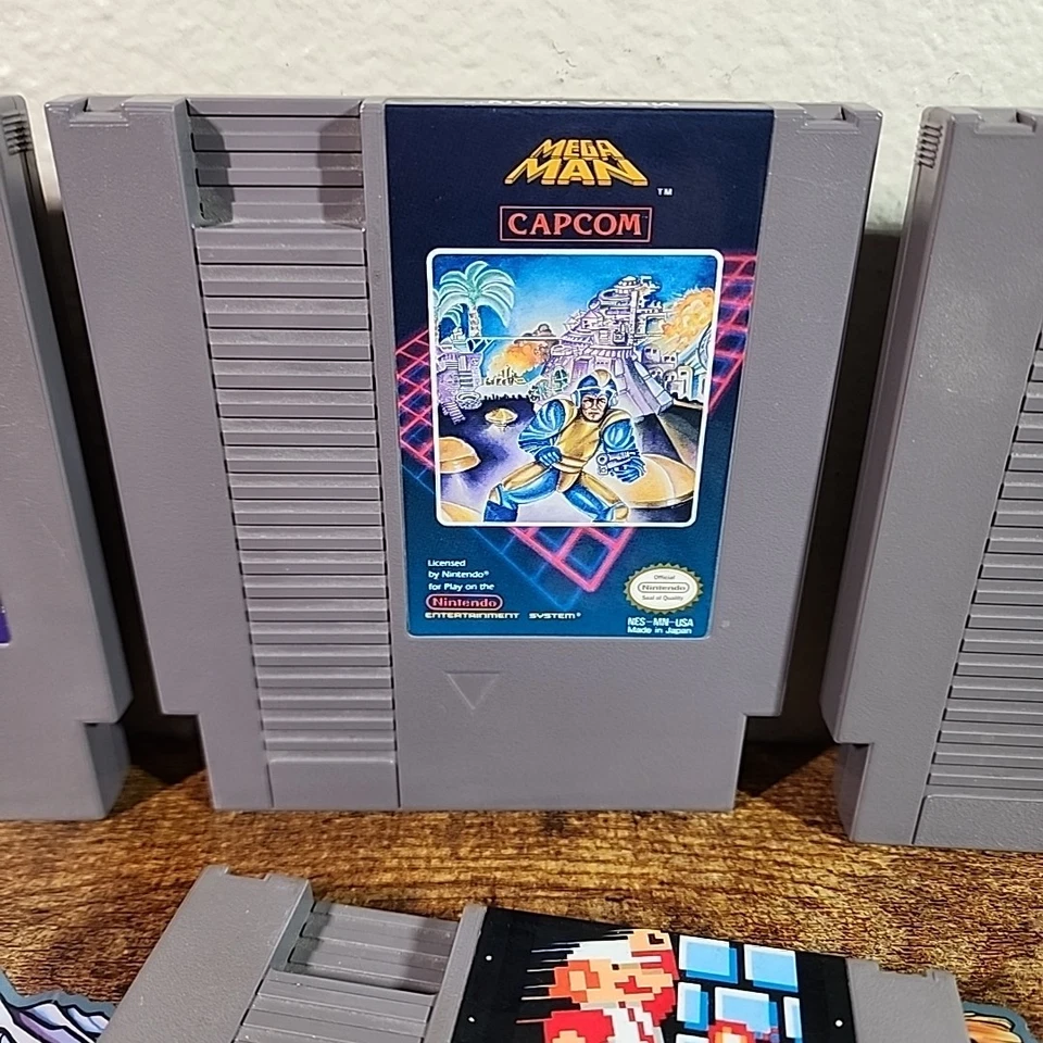 Nintendo NES Game Lot - Mega Man 1 & Punch-Out! - Image 2 of 4