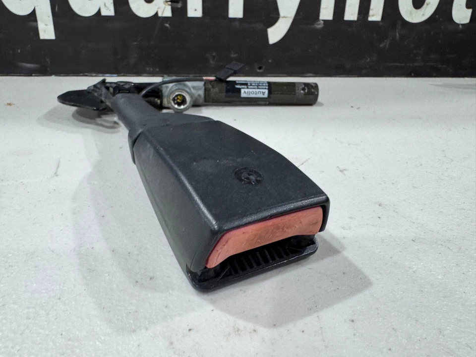 PRESTENSOR CIERRE CINTURÓN SEGURIDAD BMW R E38 740i 740iL 750iL E39 525i 530i 540i 00-03 Foto 2 de 4