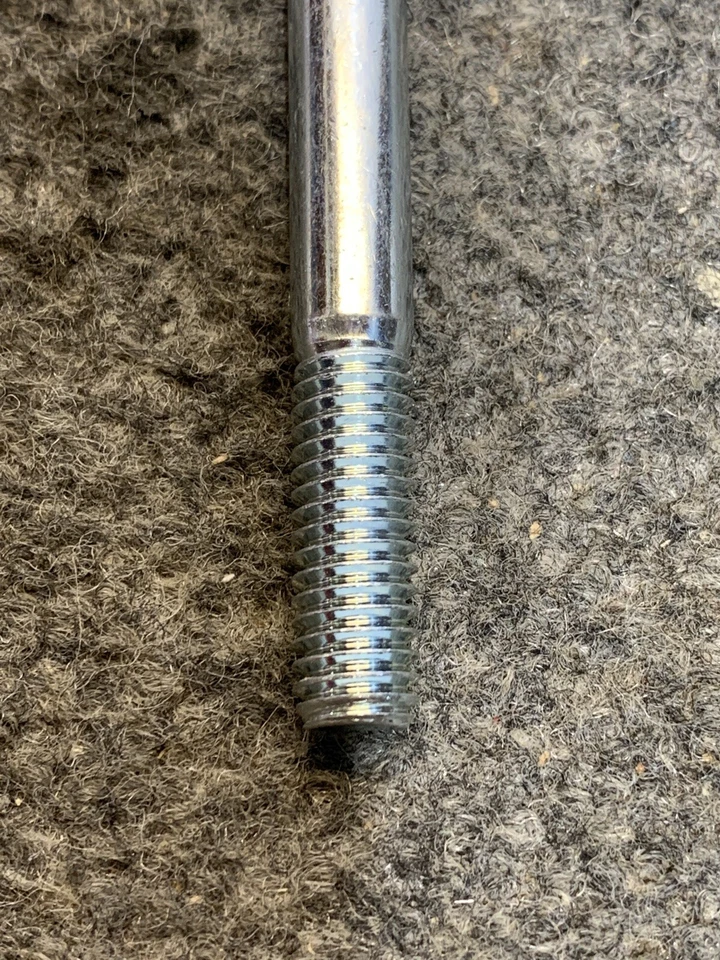 Kit de eslabones de barra estabilizadora de suspensión delantera XRF K9223 para camioneta Toyota 79-95 Foto 2 de 4