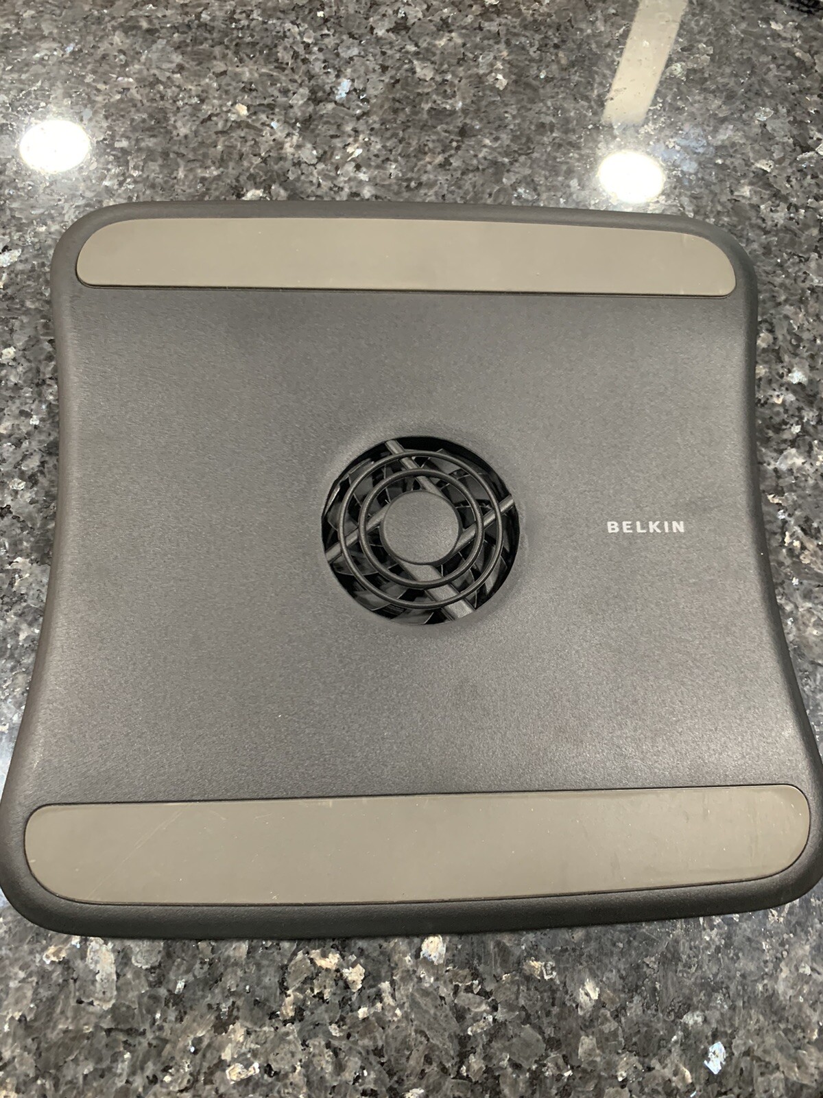 Belkin F5L055 USB Laptop Cooling Stand with Built in Fan eBay