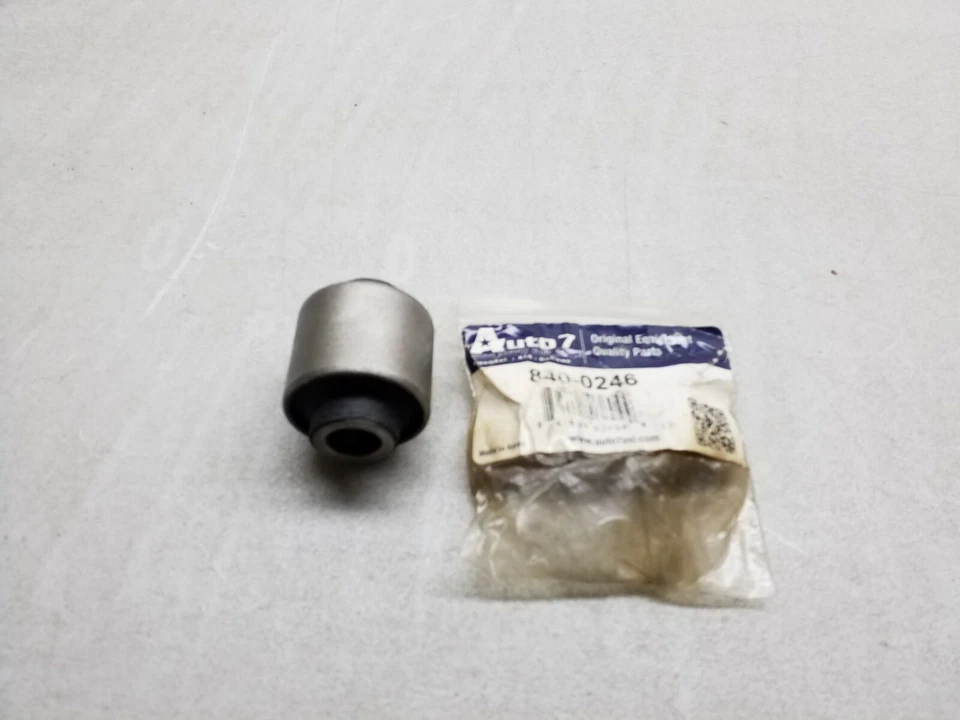 Buje de brazo de control de suspensión automático 840-0246 7 envío gratuito Foto 4 de 4